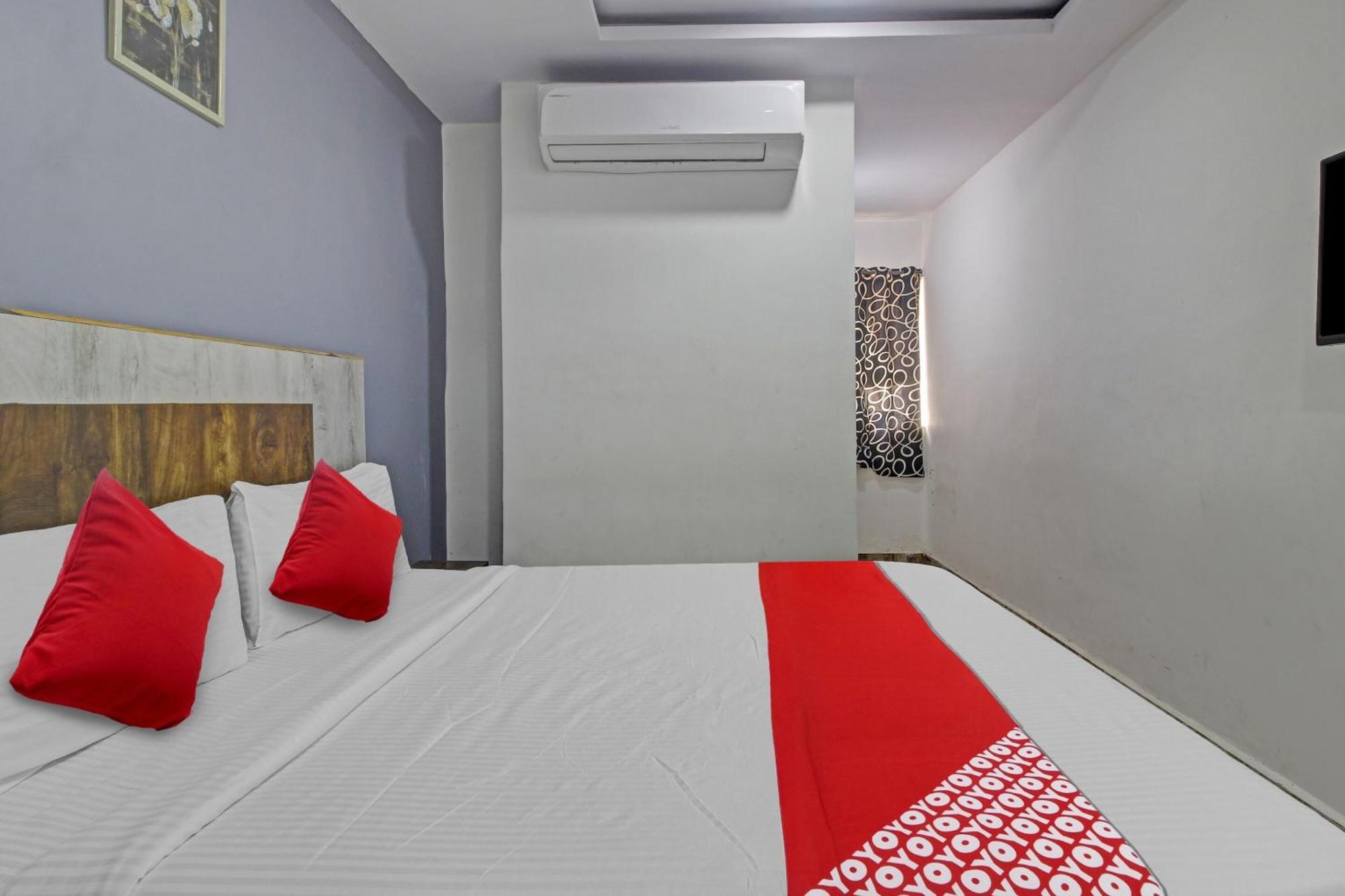 Super Hotel O Sri Sai Regency Haïdarabad Extérieur photo