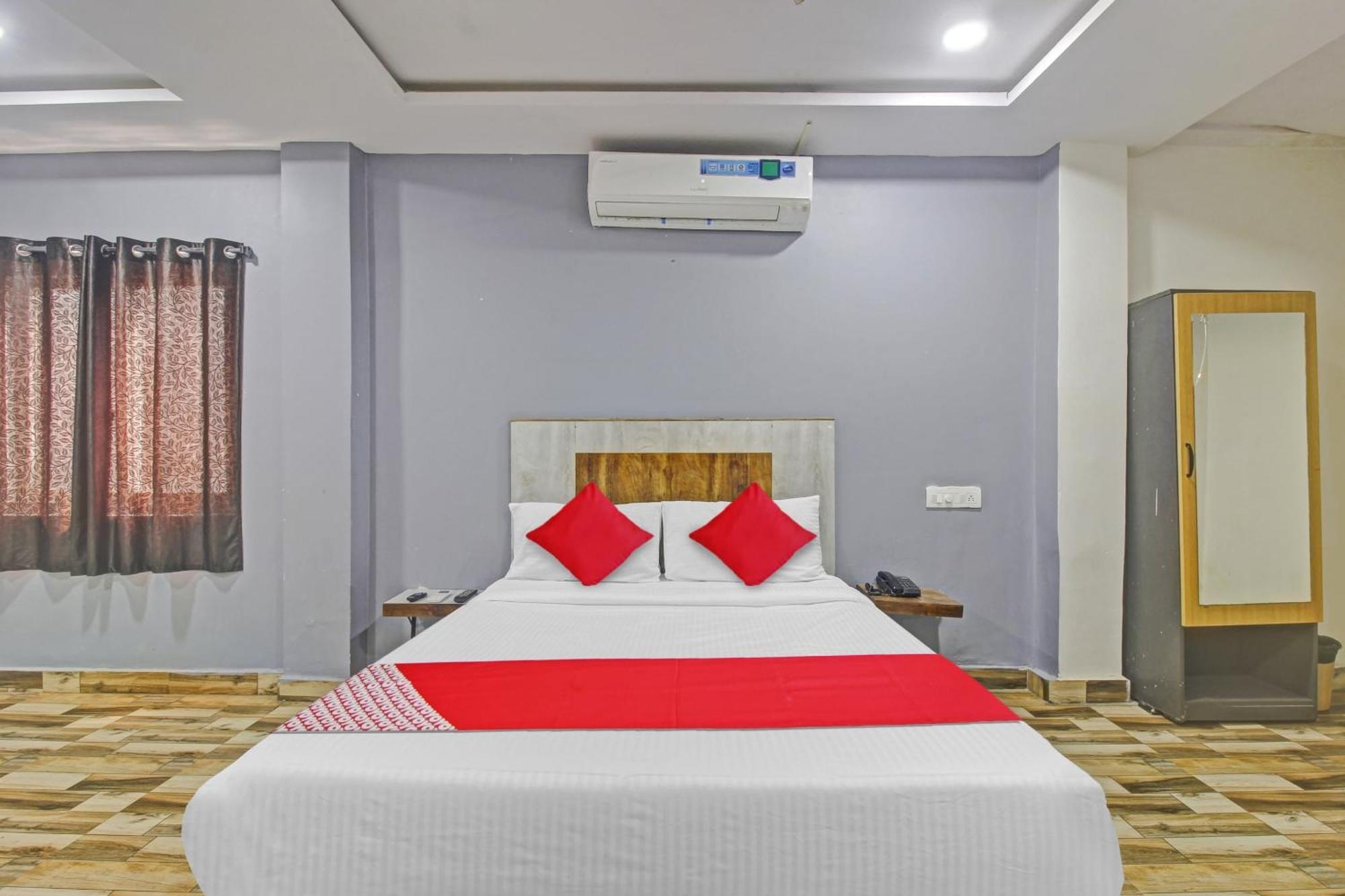 Super Hotel O Sri Sai Regency Haïdarabad Extérieur photo