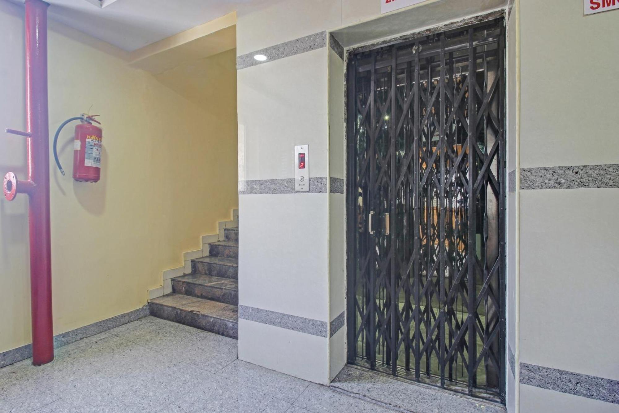 Super Hotel O Sri Sai Regency Haïdarabad Extérieur photo